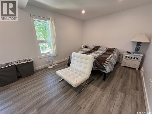 301 3Rd Street S, Weyburn, SK 