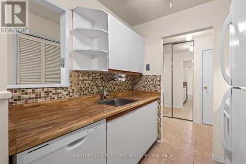 109 - 729 Deveron Crescent, London South (South T), ON - Indoor Photo Showing Kitchen