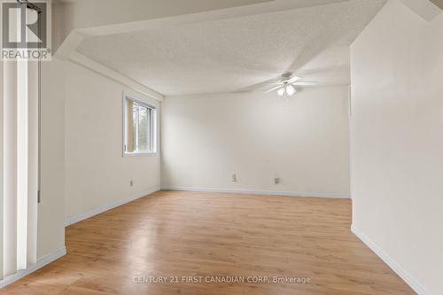 109 - 729 Deveron Crescent, London South (South T), ON - Indoor Photo Showing Other Room