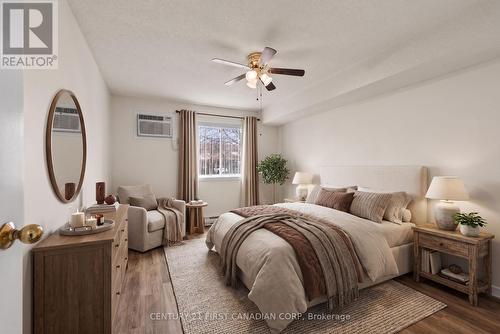 109 - 729 Deveron Crescent, London South (South T), ON - Indoor Photo Showing Bedroom