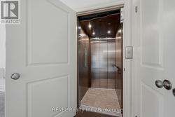 Elevator - 