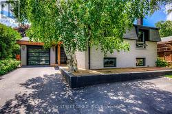 1238 LANDFAIR CRESCENT Oakville, ON L6H 2N3