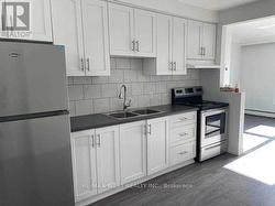 2 - 400 ROYAL YORK ROAD Toronto, ON M8Y 2R5