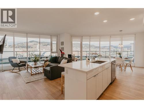 1232 Ellis Street Unit# 405  Kelowna, BC V1Y 1Z4