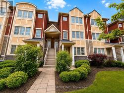 13 - 3975 EGLINTON AVENUE W  Mississauga, ON L5M 0E7
