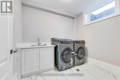 3 Sutcliffe Drive, Toronto, ON 