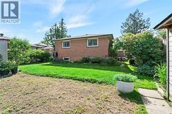 Back yard with space for garden - 