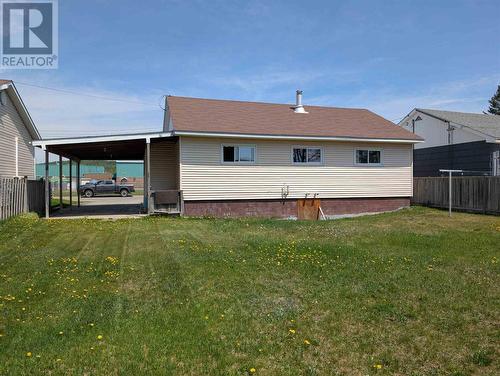 6 Darwin Ave, Wawa, ON 