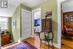 Top floor landing - 