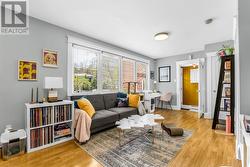 Apartment Living room - 