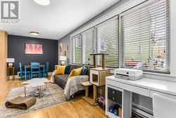 Apartment Living /dining area - 