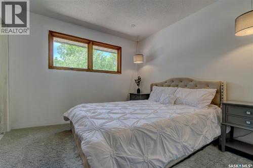 2314 Dewdney Avenue E, Regina, SK 