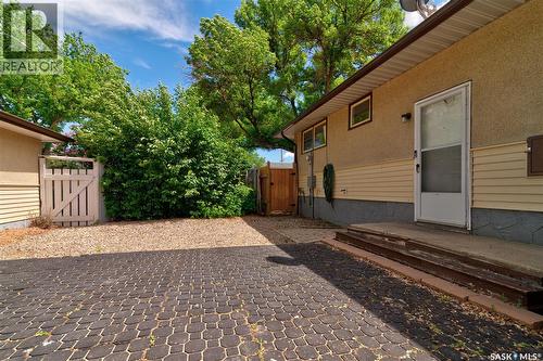 2314 Dewdney Avenue E, Regina, SK 