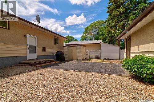 2314 Dewdney Avenue E, Regina, SK 