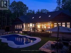 13 TIMBERRUN COURT Hamilton, ON L0P 1B0