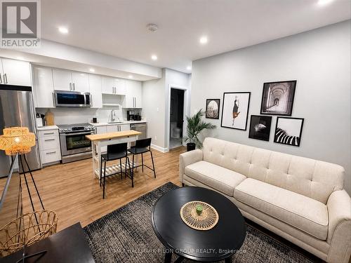 Basement living room/kitchen - 559 Mutual Street, Ottawa, ON 