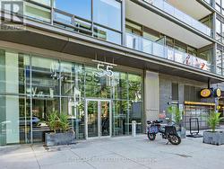 924 - 55 STEWART STREET Toronto, ON M5V 2V1