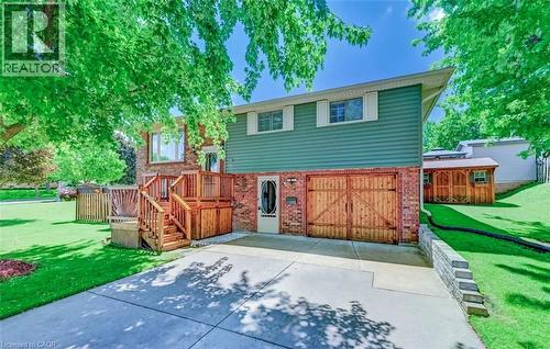 3 Parkland Crescent, Kitchener, ON - Outdoor