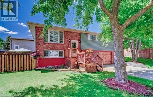 3 Parkland Crescent, Kitchener, ON - Outdoor