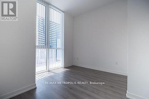 621 - 28 Interchange Way, Vaughan, ON 