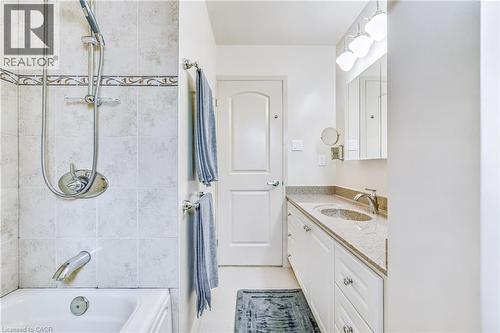 146 Clifton Downs Road, Hamilton, ON 