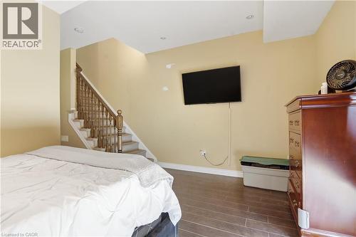 15 Hemlock Way, Grimsby, ON 
