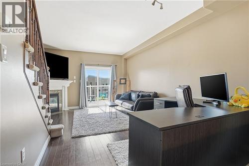 15 Hemlock Way, Grimsby, ON 