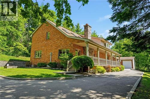1811 OLD WATERDOWN Road  Burlington, ON L7P 0T2