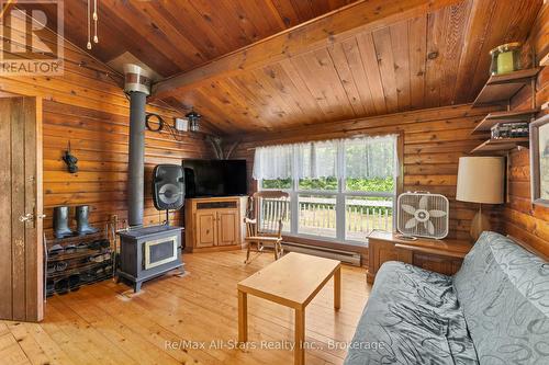 1042 Goadsby Trail, Minden Hills (Snowdon), ON 