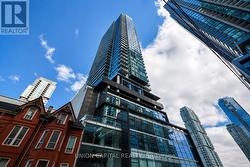 2406 - 290 ADELAIDE STREET W Toronto, ON M5V 1P6