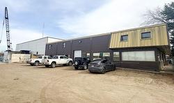 9021  46 St NW  Edmonton, AB T6B 3B2
