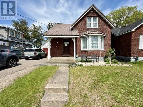 252 Wellington ST E  Sault Ste. Marie, ON P6A 2L5