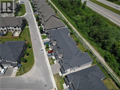 166 Deerpath Drive Unit# 32, Guelph, ON 
