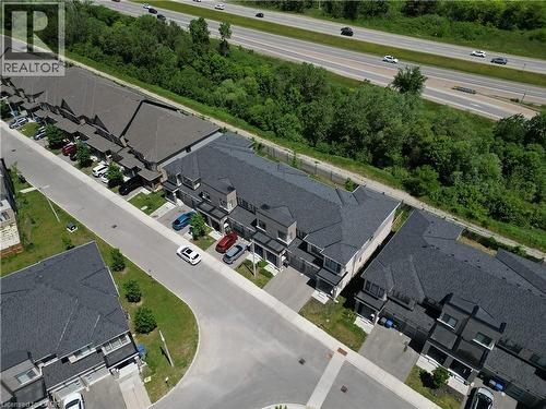 166 Deerpath Drive Unit# 32, Guelph, ON 