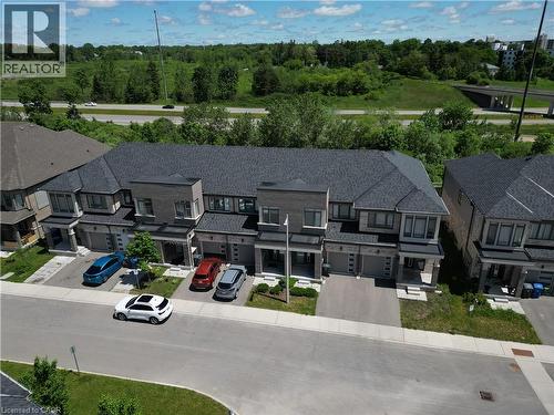 166 Deerpath Drive Unit# 32, Guelph, ON 