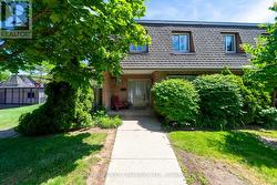 1 - 684 DYNES ROAD  Burlington, ON L7N 2V6