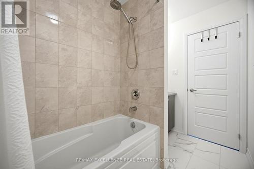 12 Selection Heights, Thorold, ON 