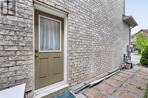 27 Lahore Crescent, Markham, ON 