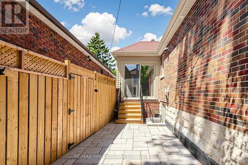 87 Fallingbrook Road, Toronto, ON 