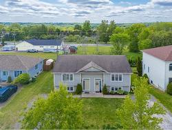 17-19 Katrina DR  Fredericton, NB E3G 0B1