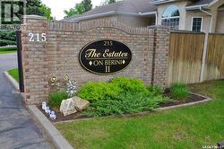 207 215 Berini DRIVE  Saskatoon, SK S7H 4L4