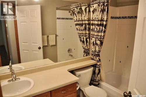 207 215 Berini Drive, Saskatoon, SK 