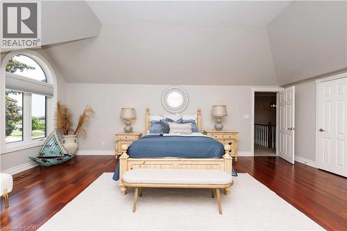 8 Cheval Drive, Grimsby, ON 