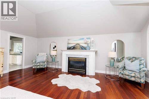 8 Cheval Drive, Grimsby, ON 