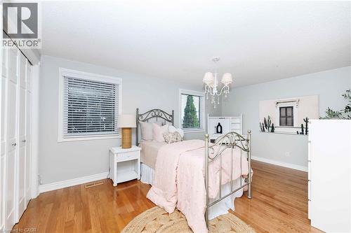 8 Cheval Drive, Grimsby, ON 