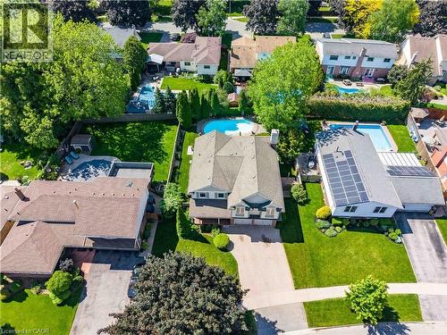 8 Cheval Drive, Grimsby, ON 
