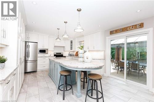 8 Cheval Drive, Grimsby, ON 