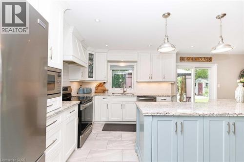 8 Cheval Drive, Grimsby, ON 