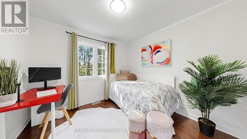 264 Coachwhip Trail, Newmarket, ON 