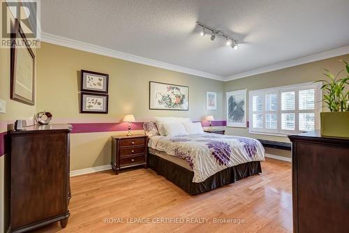 2 Orchard Park Gate, Brampton, ON 